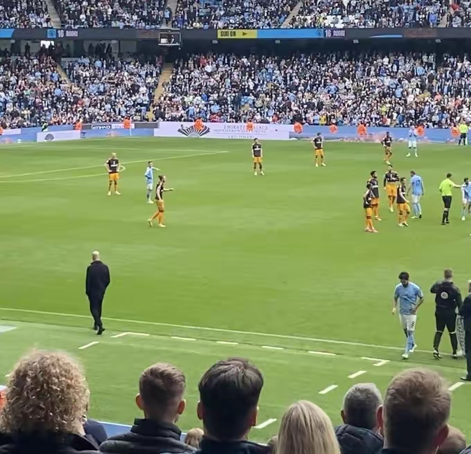 开云平台-关于曼城轻松战胜水晶宫，稳居积分第二的信息