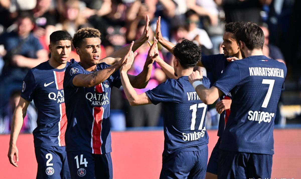 关于巴黎圣日耳曼继续保持顶级表现,稳坐联赛榜首的信息 关于巴黎圣日耳曼继续保持顶级表现,稳坐联赛榜首的信息