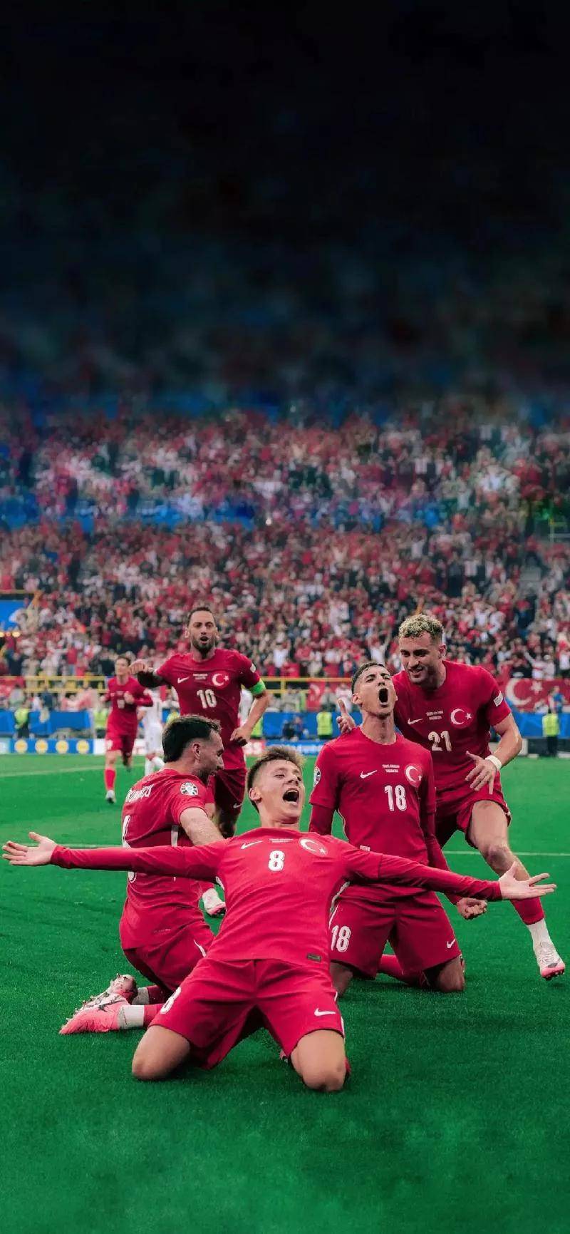 包含欧预赛迎来大战，不忘必须坚持、不忘必须成功的底气的词条