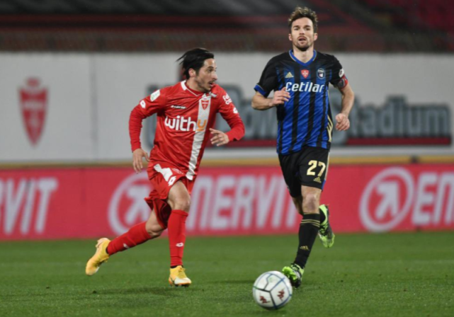 包含切沃客场不敌佛罗伦萨,降入降级区的词条 包含切沃客场不敌佛罗伦萨,降入降级区的词条