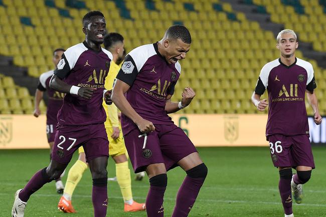 包含尤文图斯客场胜皇马，纳瓦斯关键扑点的词条