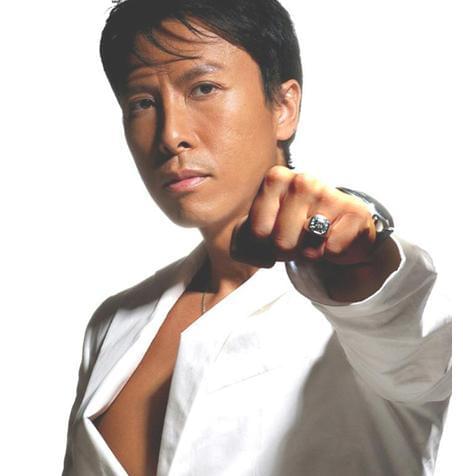 开云体育入口-关于《争冠之路：上港压力山大》的信息