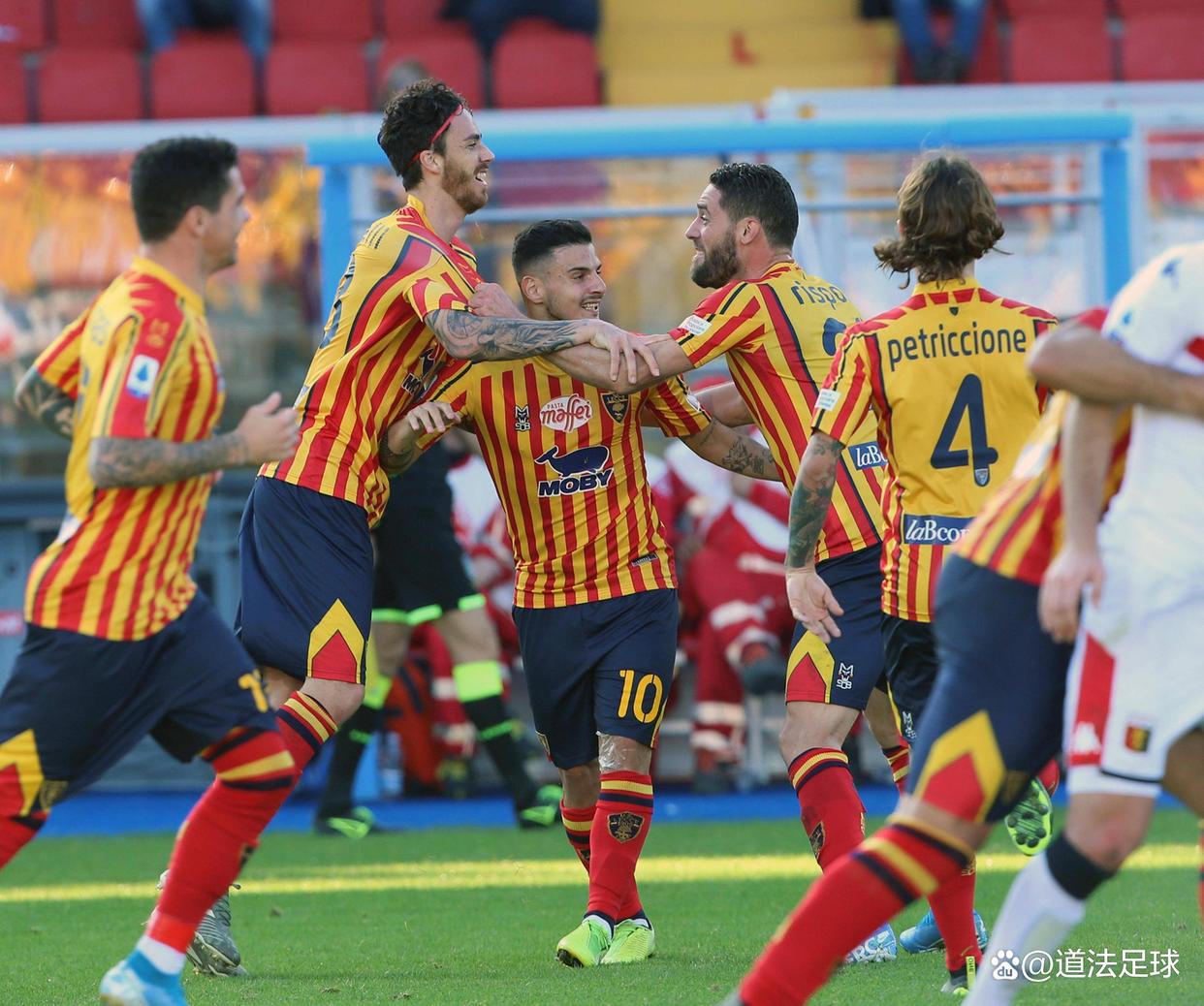 佛罗伦萨主场再获胜利,球队雄起气势如虹的简单介绍 佛罗伦萨主场再获胜利,球队雄起气势如虹的简单介绍