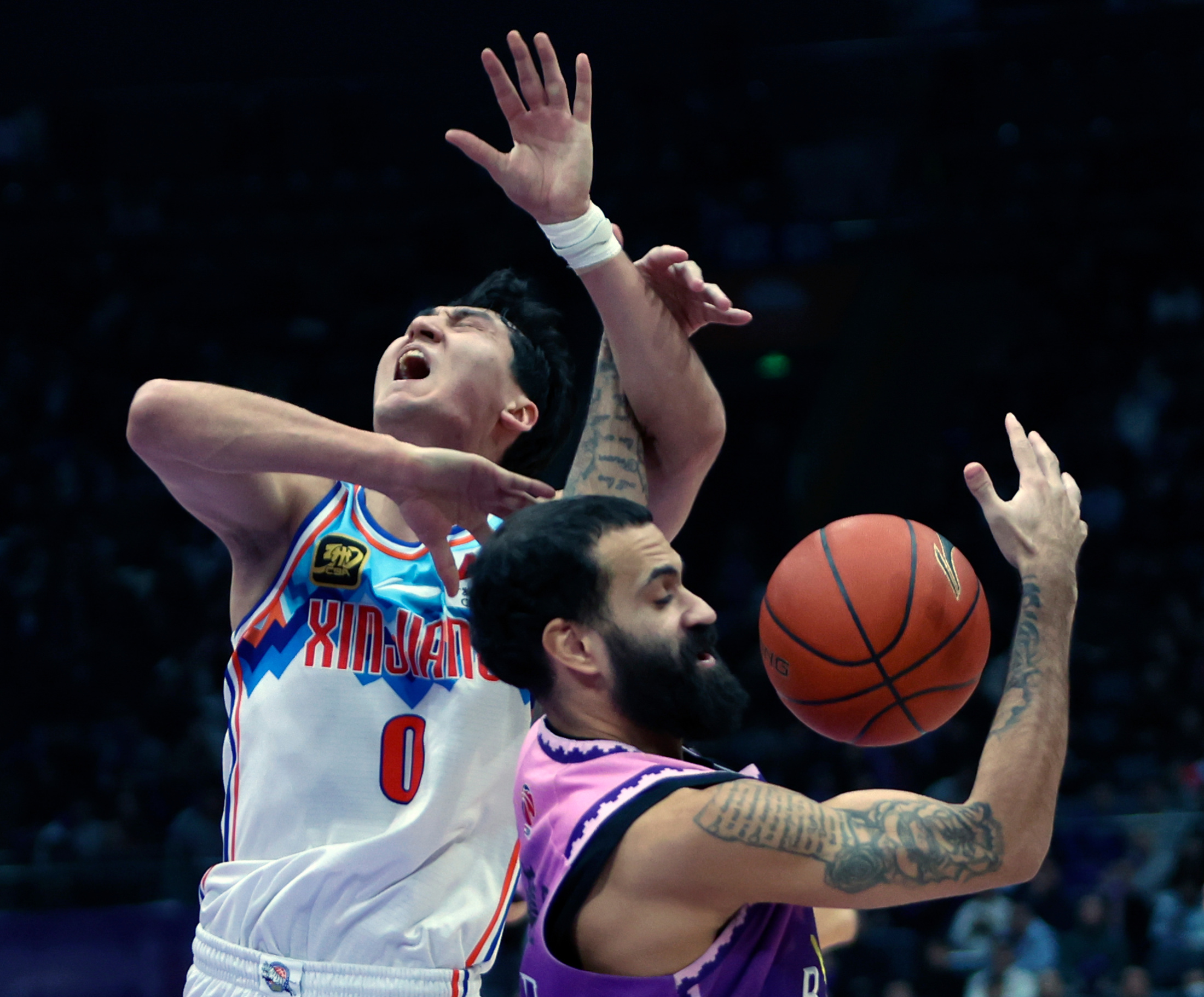 开云官网-包含新疆队客场取胜，主教练力赞球员态度的词条