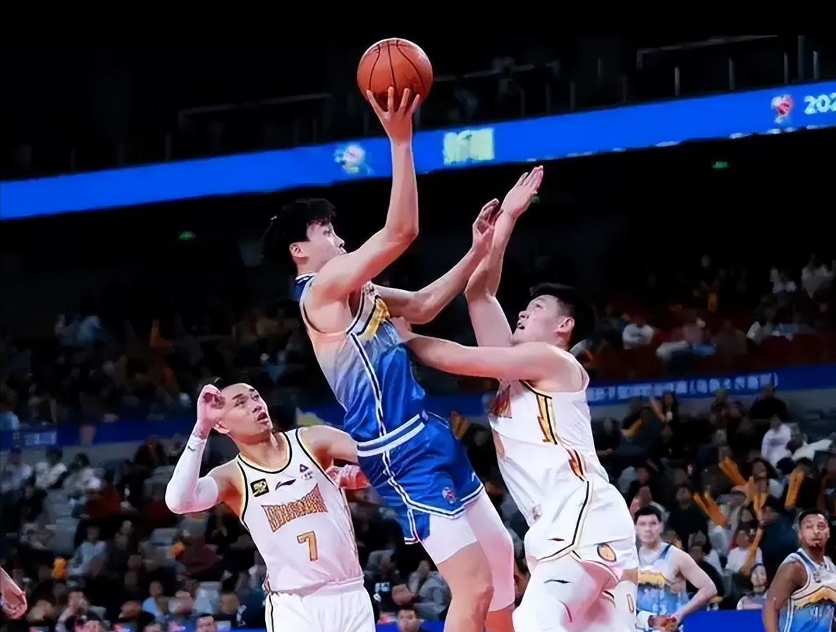 包含新疆队客场取胜,主教练力赞球员态度的词条 包含新疆队客场取胜,主教练力赞球员态度的词条