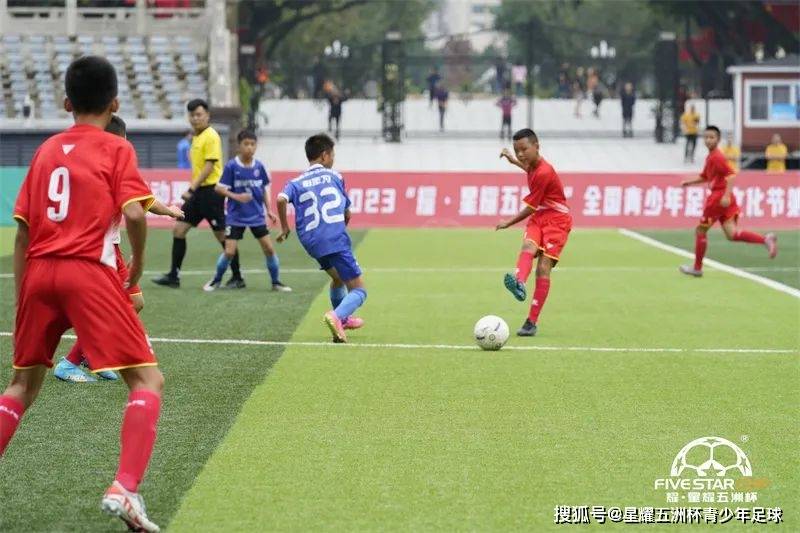 开云体育登录-重磅独家！足球风云人物新书揭秘名门生涯的简单介绍