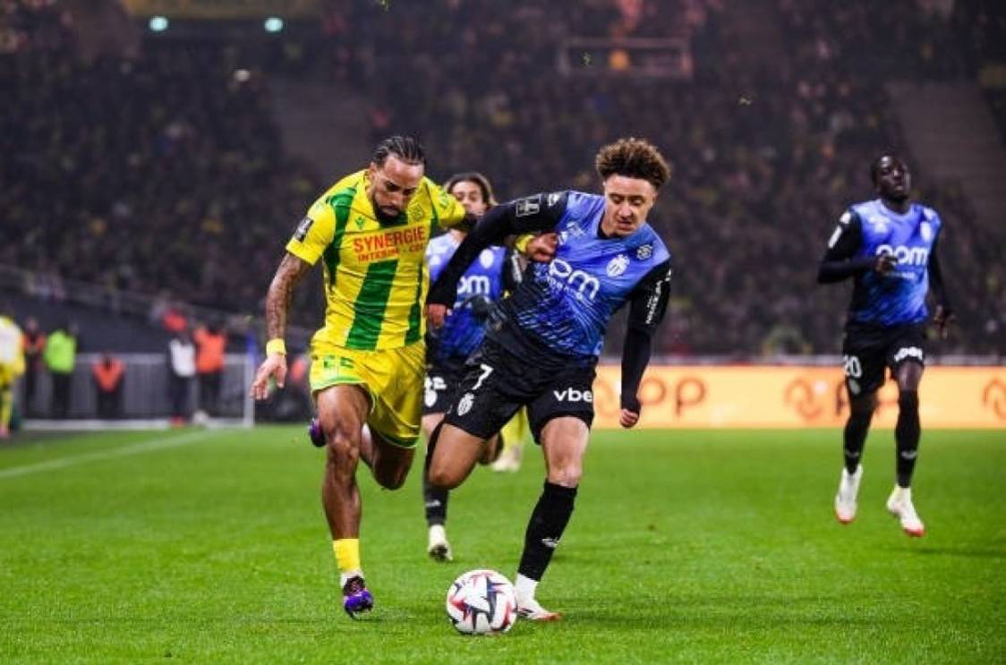 开云体育官网-包含南特战平对手，球队表现坚挺的词条