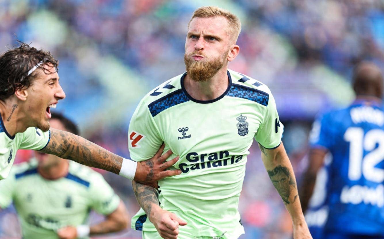 开云下载-皇家马德里客场大胜,追赶领头羊的简单介绍