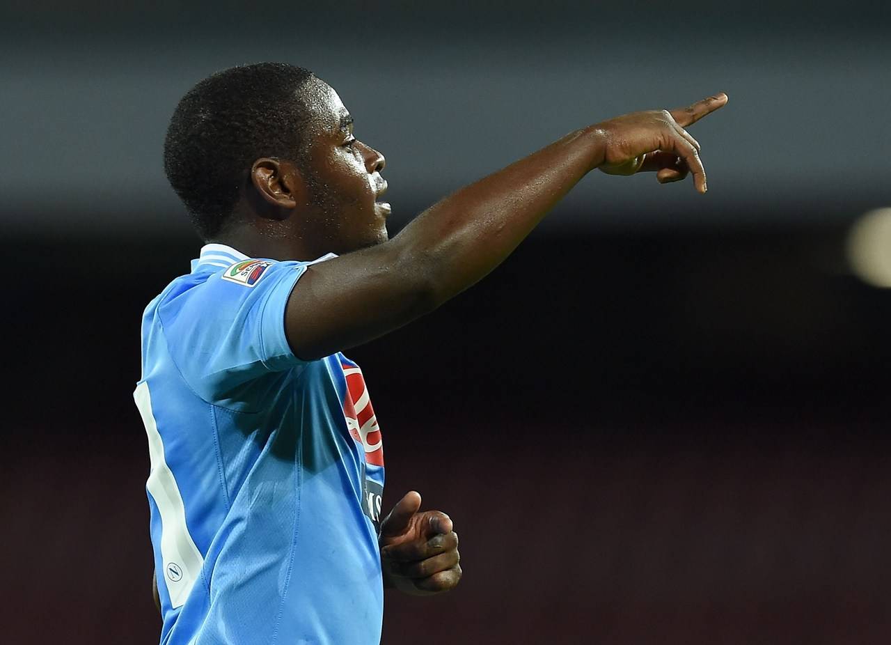 那不勒斯攻击火力爆发,冲击榜首势不可挡的简单介绍 那不勒斯攻击火力爆发,冲击榜首势不可挡的简单介绍