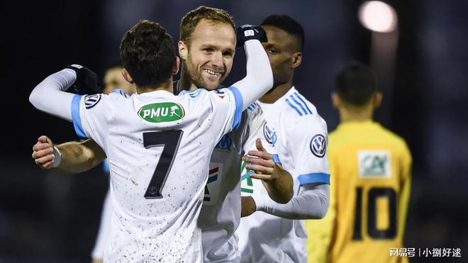 关于里尔球队被指部分球员存在纪律问题的信息 关于里尔球队被指部分球员存在纪律问题的信息