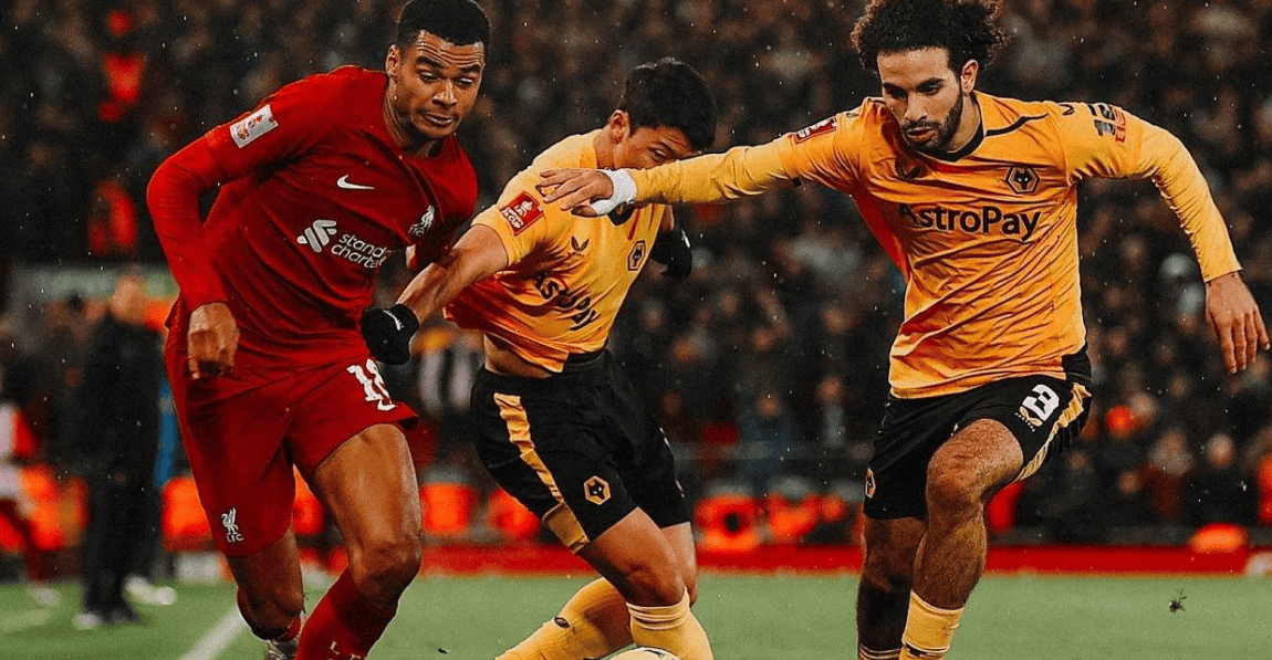 开云体育官网-狼队球员因伤缺席连战，阵容受到质疑