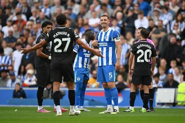 桑德兰客场不敌曼城,遭遇两连败 桑德兰客场不敌曼城,遭遇两连败