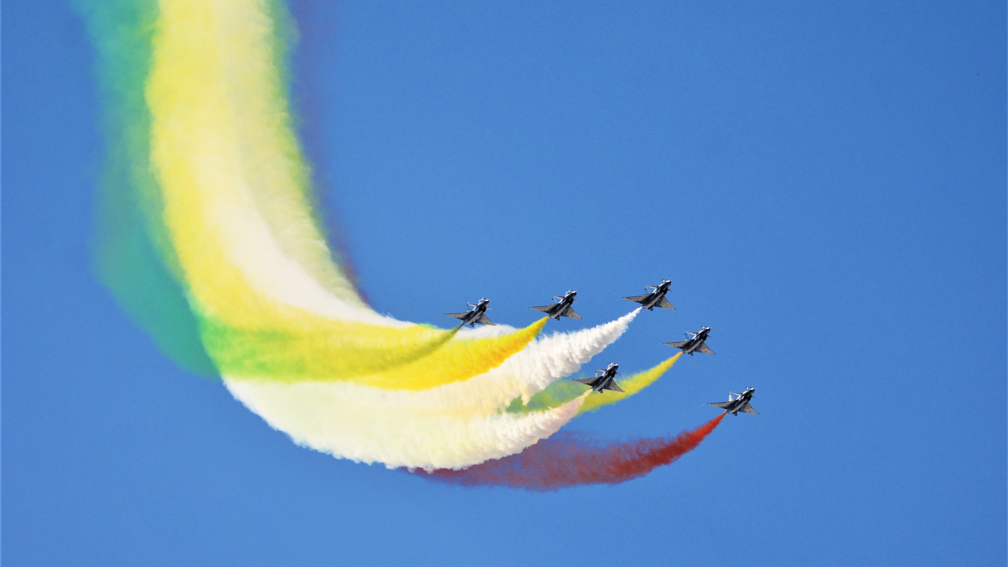 开云APP-东方与西方的较量，异乡战场上的隐形王牌—贝林厄姆助伊朗击溃非洲雄狮塞内加尔