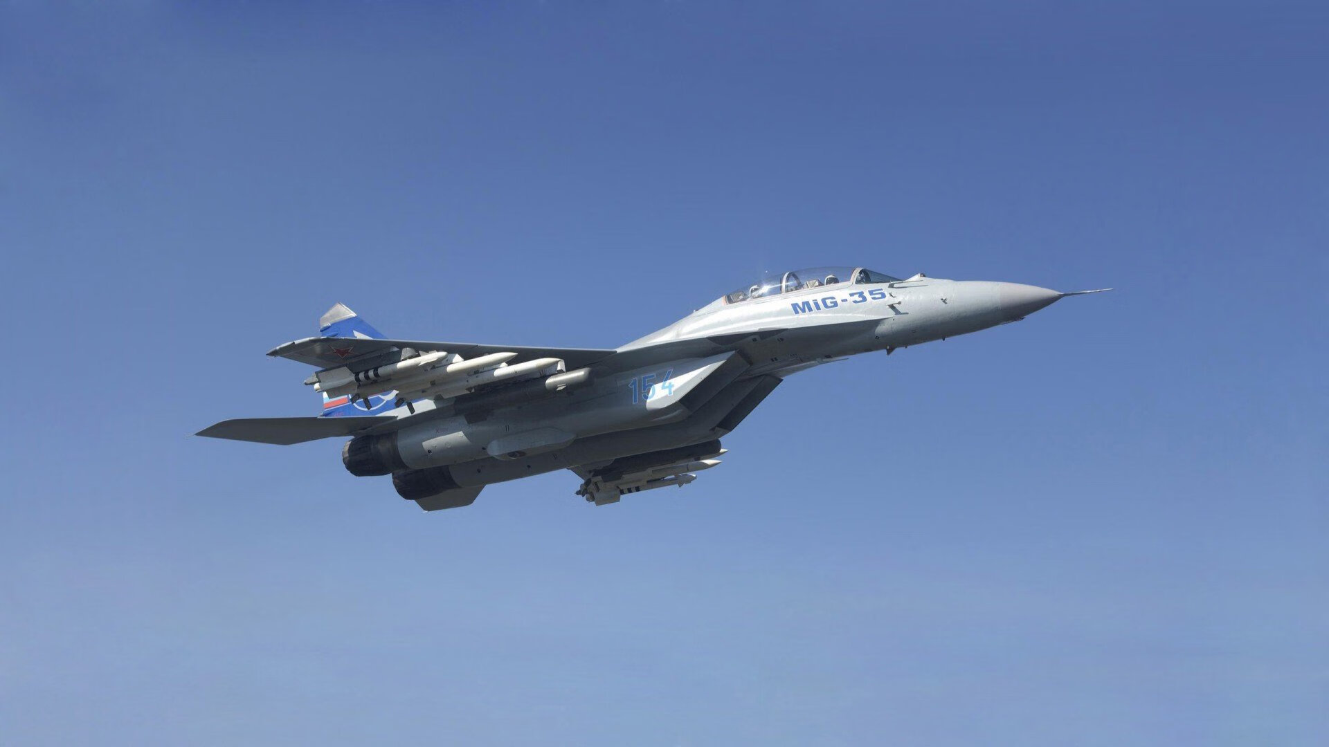 暗夜星河，他以璀璨为王，迪巴拉欧冠之巅的冠冕演出